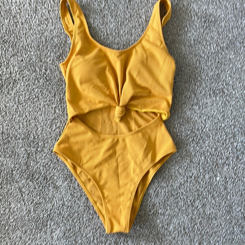 One piece swimsuit